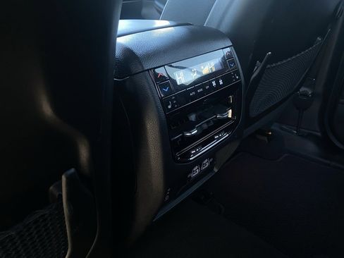 Used 2025 Jeep Grand Cherokee Summit image 25