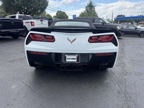 Used 2016 Chevrolet Corvette Stingray Convertible RWD image 7