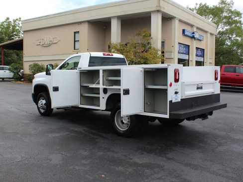Used 2025 Chevrolet Silverado 3500 W/T w/ WT Convenience Package AWD/4WD image 17