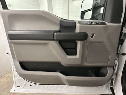 Used 2017 Ford F350 XL AWD/4WD image 13