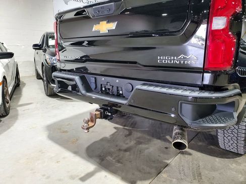 Used 2022 Chevrolet Silverado 2500 High Country w/ Safety Package II AWD/4WD image 48