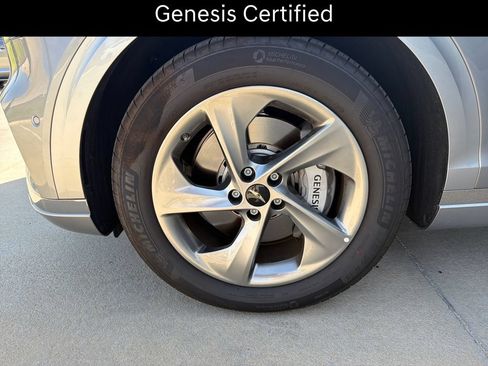 Certified 2026 Genesis GV70 2.5T Advanced AWD/4WD image 17