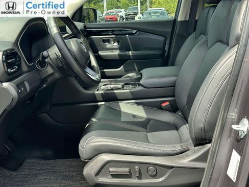 Certified 2023 Honda Pilot EX-L image 4