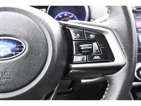 Used 2018 Subaru Outback 2.5i Limited image 18