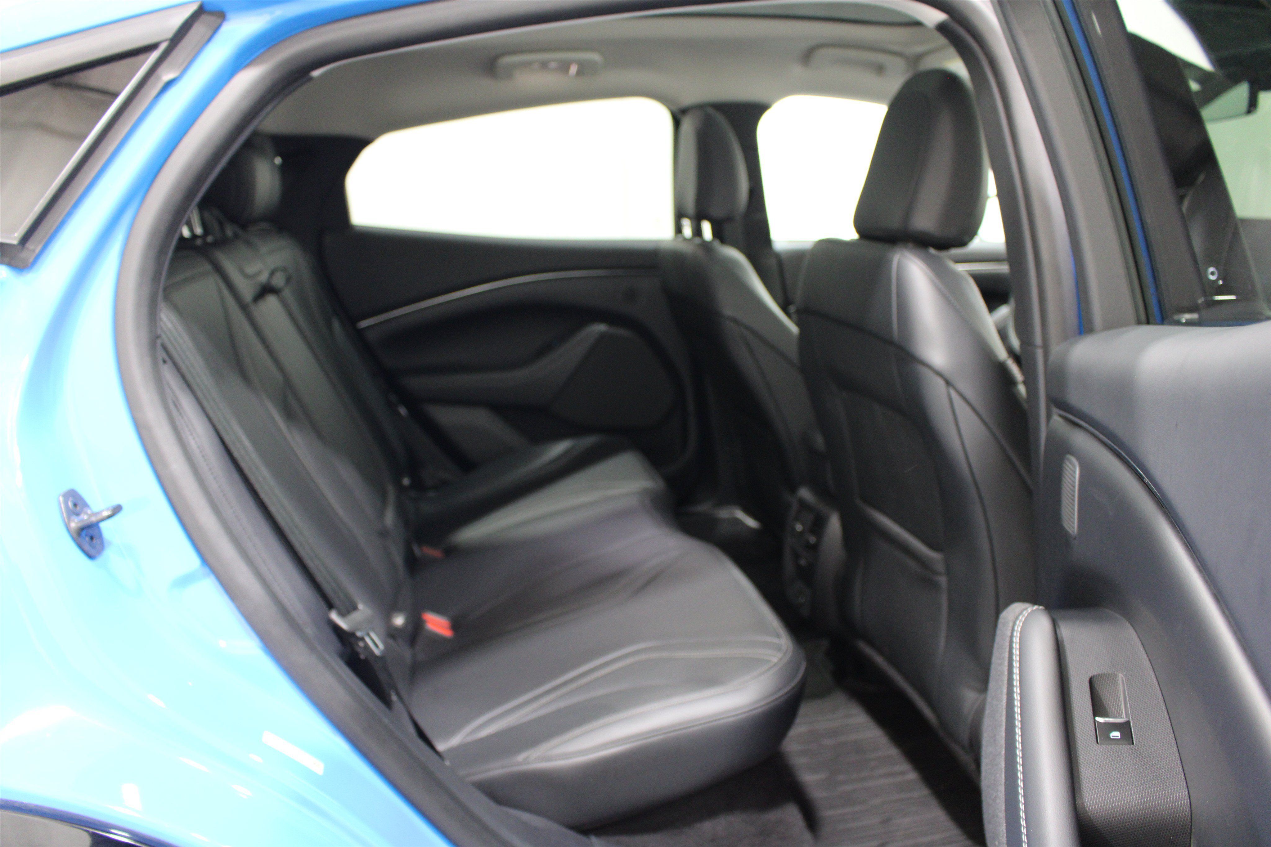 Used 2023 Ford Mustang Mach-E Premium AWD/4WD image 26