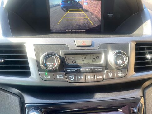 Used 2016 Honda Odyssey SE image 23