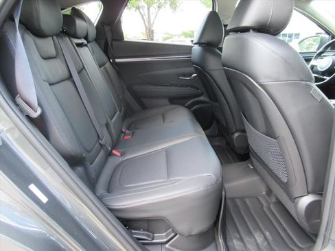 Used 2024 Hyundai Tucson Limited AWD/4WD image 32