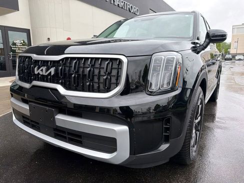 Used 2025 Kia Telluride EX AWD/4WD image 3