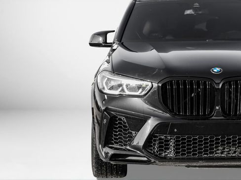 Used 2020 BMW X5 M Competition w/ Executive Package image 44