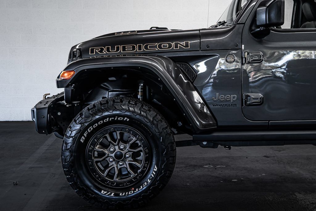 Used 2022 Jeep Wrangler Unlimited Rubicon w/ Trailer Tow Package AWD/4WD image 12
