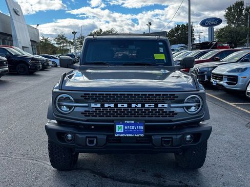 Used 2025 Ford Bronco Badlands image 14