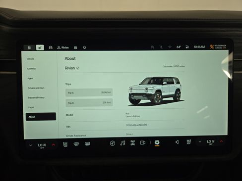 Used 2022 Rivian R1S Launch Edition image 29