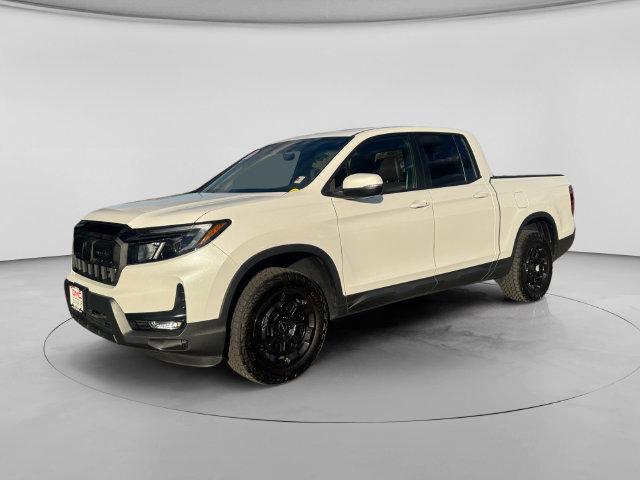 Used 2025 Honda Ridgeline RTL+ image 2