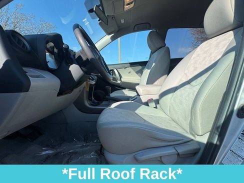 Used 2011 Toyota RAV4 4WD image 14