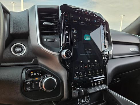 Used 2024 RAM 2500 Big Horn w/ Night Edition AWD/4WD image 21