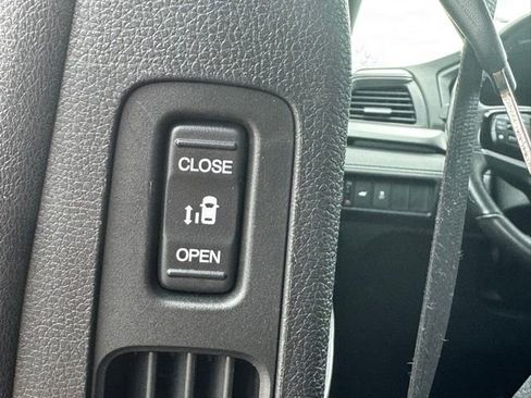 Used 2025 Honda Odyssey Sport-L image 19