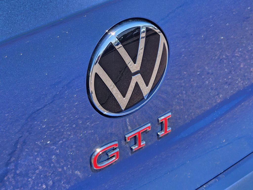 New 2026 Volkswagen GTI SE FWD image 31
