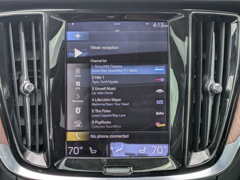 Used 2022 Volvo S60 B5 Momentum FWD image 16