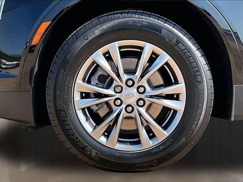Certified 2023 Cadillac XT5 Premium Luxury AWD/4WD image 8