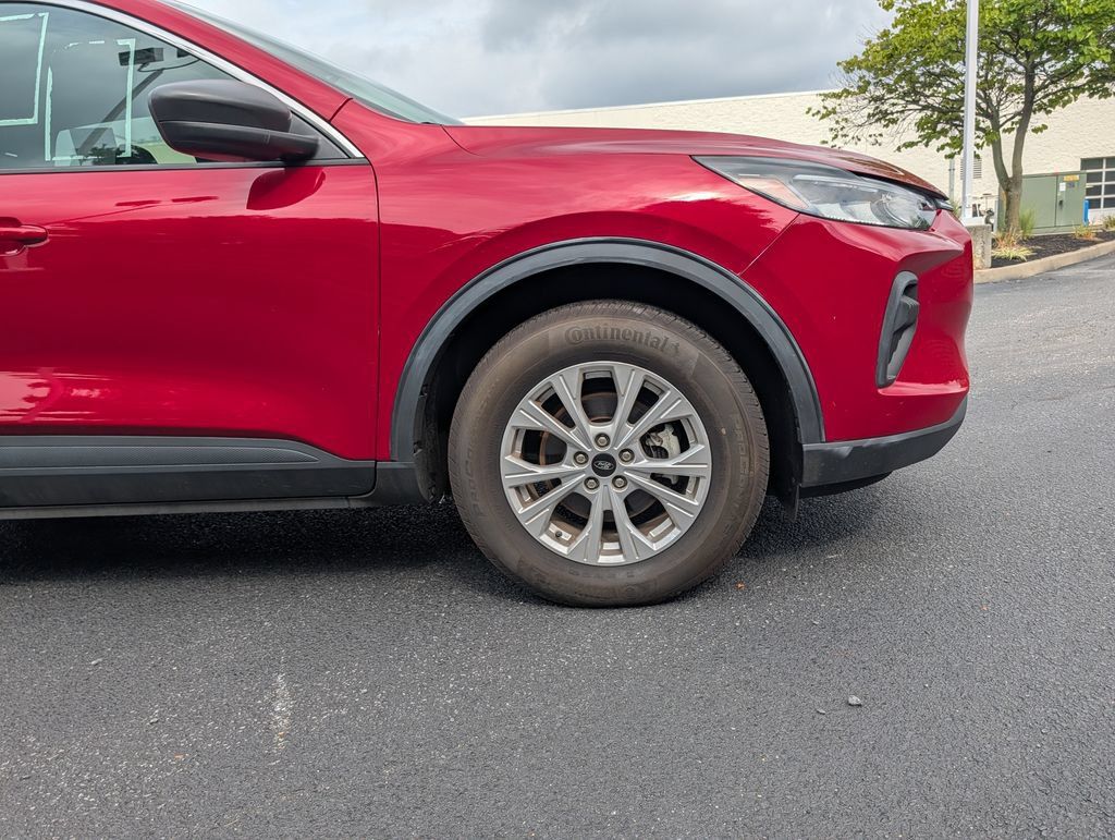 Used 2023 Ford Escape Active AWD/4WD image 4