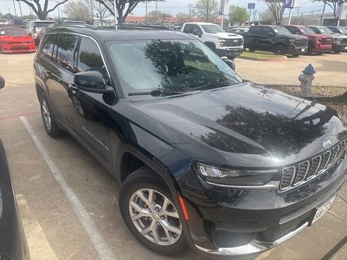 Used 2022 Jeep Grand Cherokee L Limited image 3