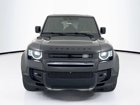 Used 2024 Land Rover Defender 110 X AWD/4WD image 2
