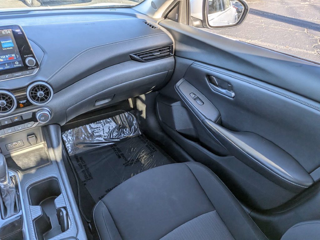Used 2024 Nissan Sentra SV FWD image 16