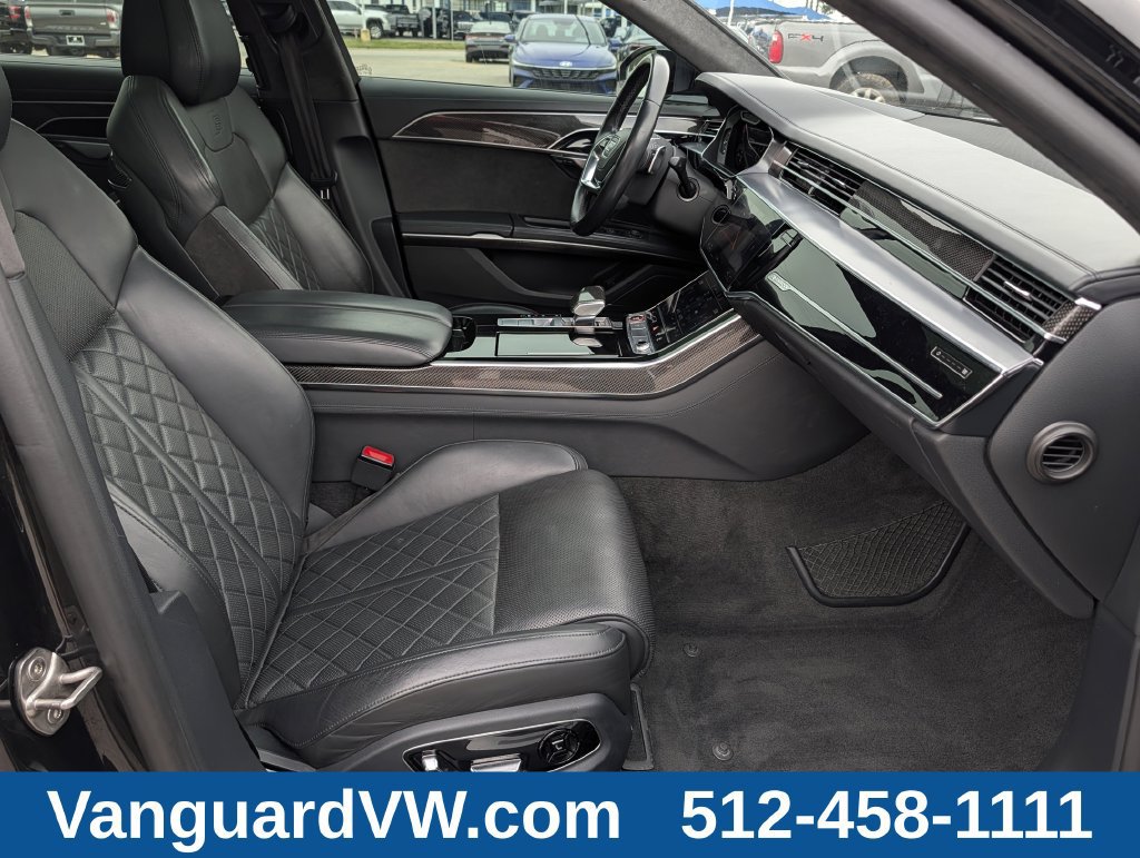 Used 2021 Audi S8 L w/ S8 Executive Package AWD/4WD image 33