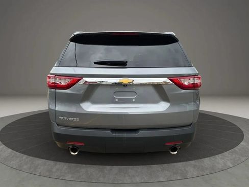 Used 2020 Chevrolet Traverse LS FWD image 6