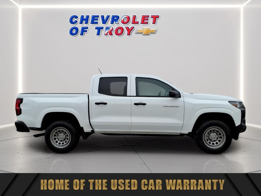 Used 2024 Chevrolet Colorado W/T RWD image 10