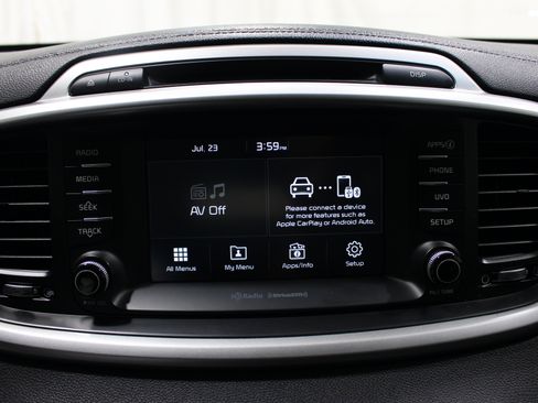 Used 2017 Kia Sorento AWD w/ LX Convenience Package image 14