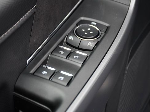 Used 2025 Ford F150 XLT w/ Equipment Group 302A MID image 29