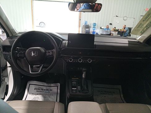 Used 2025 Honda CR-V EX-L image 12