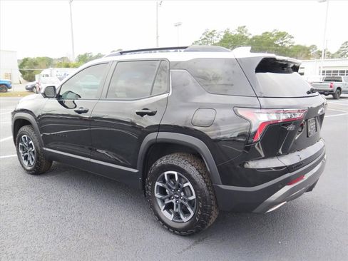 Used 2025 Chevrolet Equinox ACTIV w/ Safety and Technology Package image 5