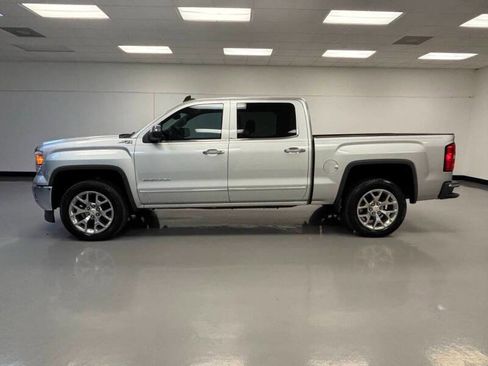 Used 2015 GMC Sierra 1500 SLT w/ SLT Crew Cab Value Package image 4