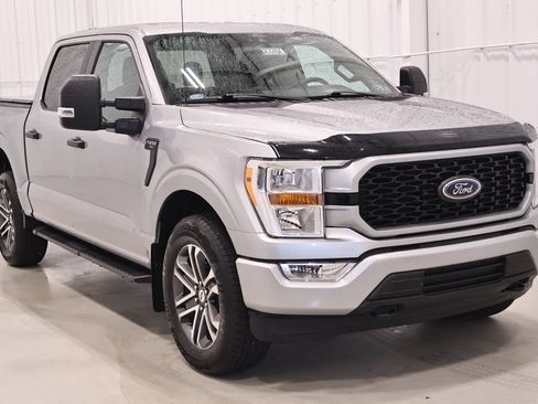 Used 2021 Ford F150 XL w/ STX Appearance Package AWD/4WD image 3