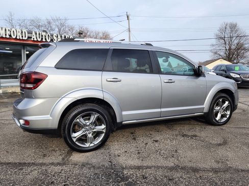 Used 2016 Dodge Journey Crossroad w/ Popular Equipment Group image 9