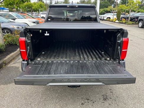 Certified 2024 Toyota Tacoma TRD Off-Road w/ TRD Off Road Premium Package AWD/4WD image 10