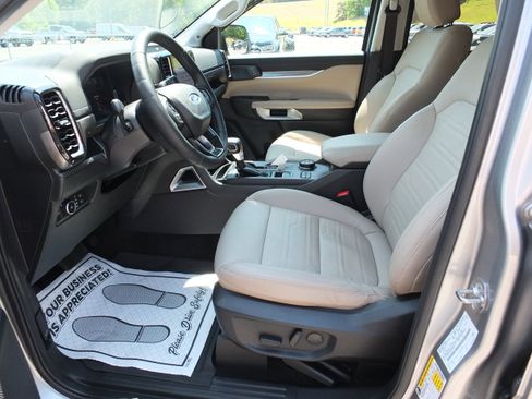 Used 2024 Ford Ranger Lariat w/ Advanced Towing Package RWD image 12