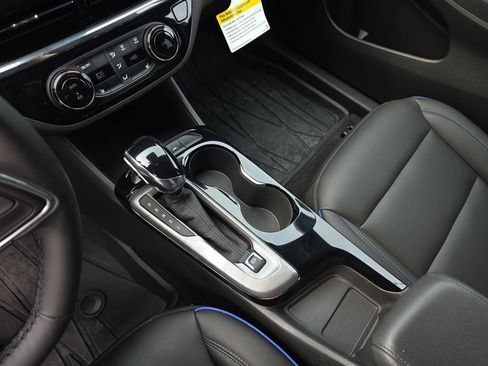 Certified 2024 Buick Envista Sport Touring w/ Convenience I Package FWD image 26