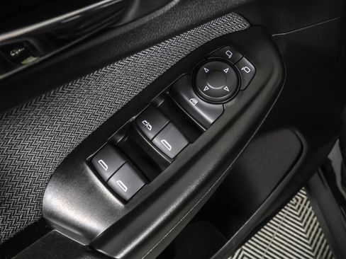 Used 2023 Chevrolet TrailBlazer LT image 33