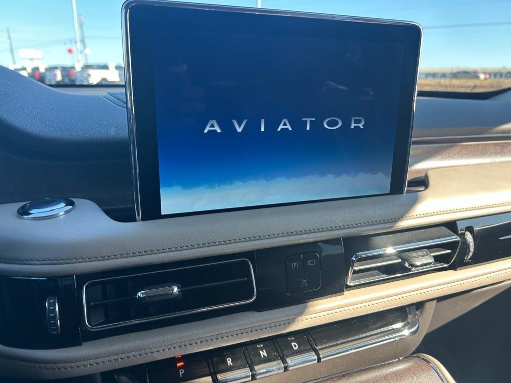 Used 2023 Lincoln Aviator Reserve w/ Elements Package Plus RWD image 34