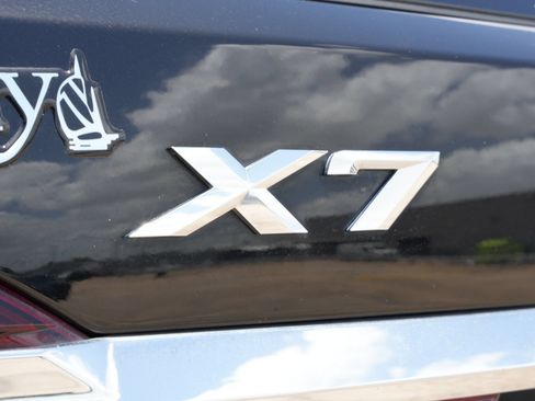 Used 2022 BMW X7 xDrive40i w/ Executive Package AWD/4WD image 18