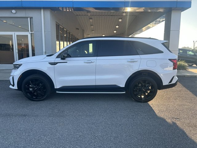 Used 2023 Kia Sorento SX AWD/4WD image 1