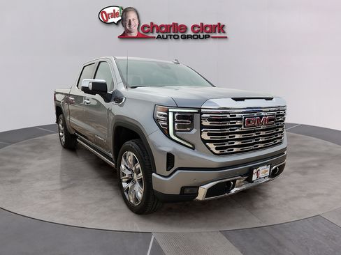 New 2026 GMC Sierra 1500 Denali w/ Denali Reserve Package AWD/4WD image 7