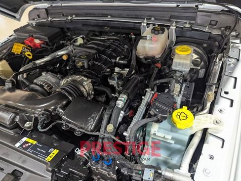 Used 2022 Jeep Wrangler Unlimited Sahara image 36