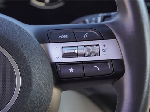 Used 2024 Hyundai Kona SEL image 27