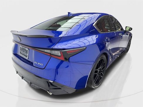 Used 2022 Lexus IS 350 F Sport w/ Dynamic Handling Package image 9
