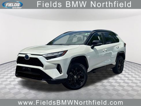Used 2022 Toyota RAV4 XSE w/ XSE Grade Weather Package AWD/4WD image 1