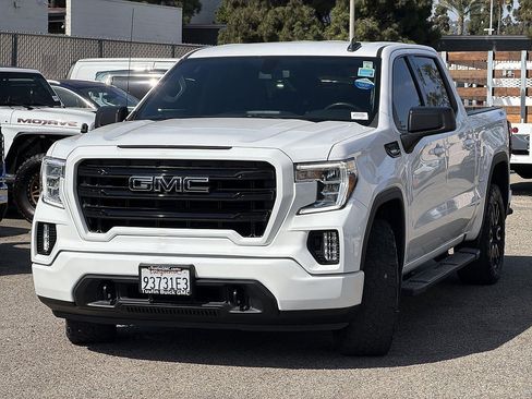 Used 2021 GMC Sierra 1500 Elevation w/ LPO, Elevation Black Package AWD/4WD image 3